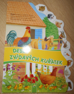 Deset zvídavých kuřátek