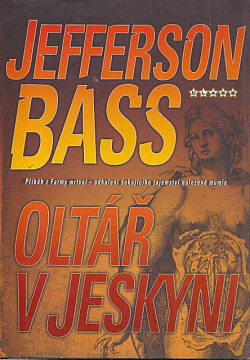 Oltář v jeskyni