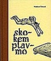 Skokem plavmo
