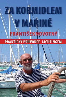 Za kormidlem v marině